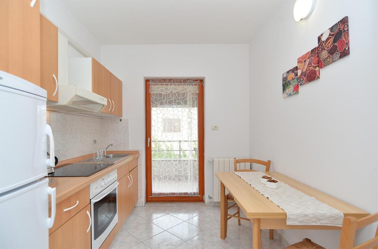 Apartments Mira 1293 Fažana Esterno foto