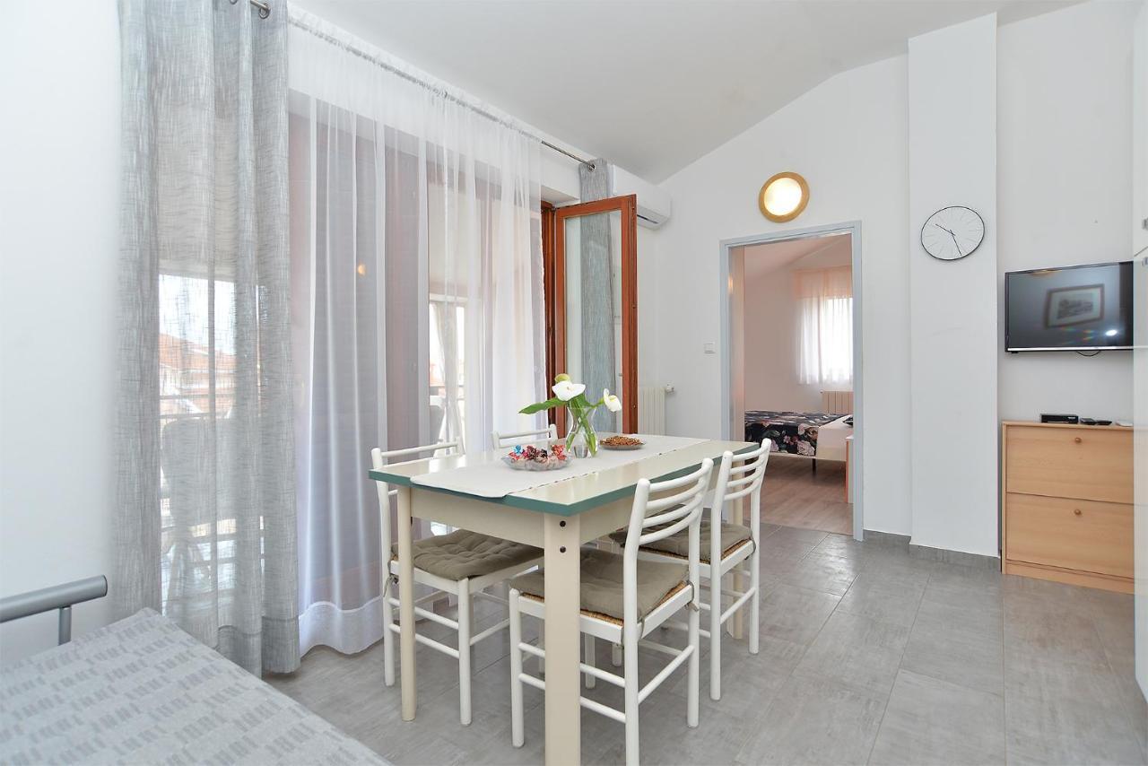Apartments Mira 1293 Fažana Esterno foto