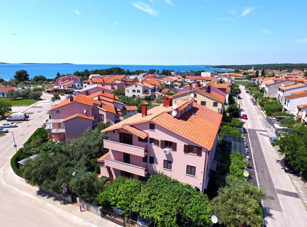 Apartments Mira 1293 Fažana Esterno foto