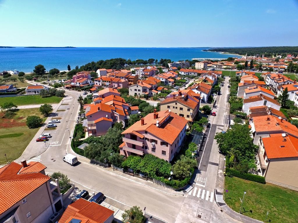 Apartments Mira 1293 Fažana Esterno foto