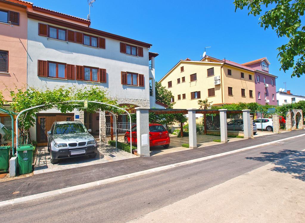 Apartments Mira 1293 Fažana Esterno foto